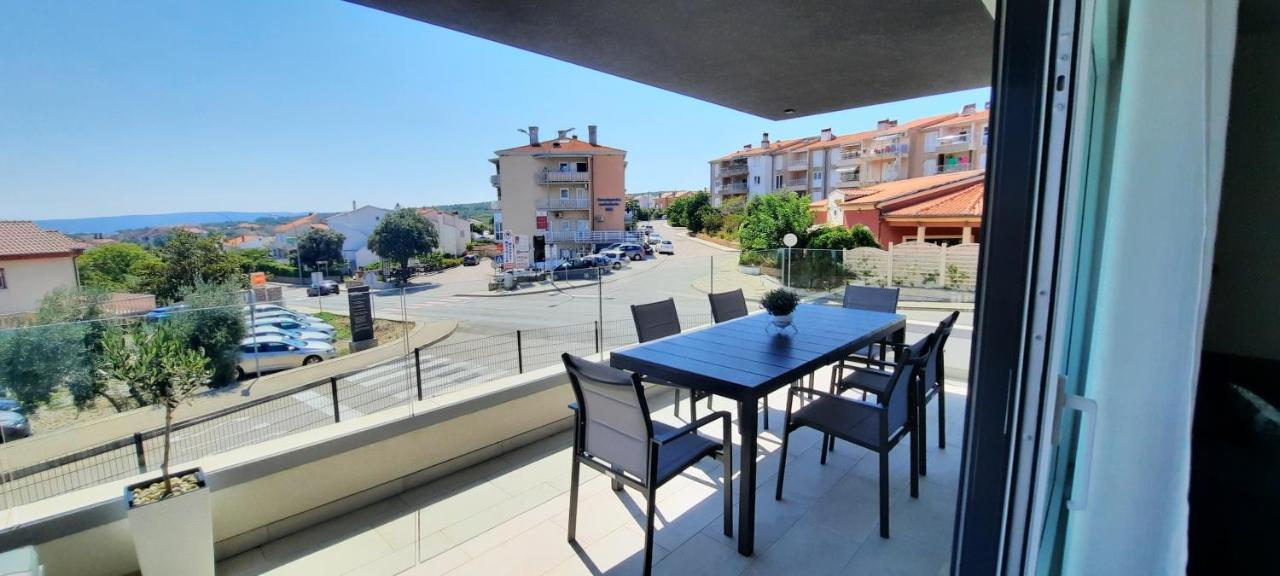 Sun Residence Krk Крк Екстер'єр фото
