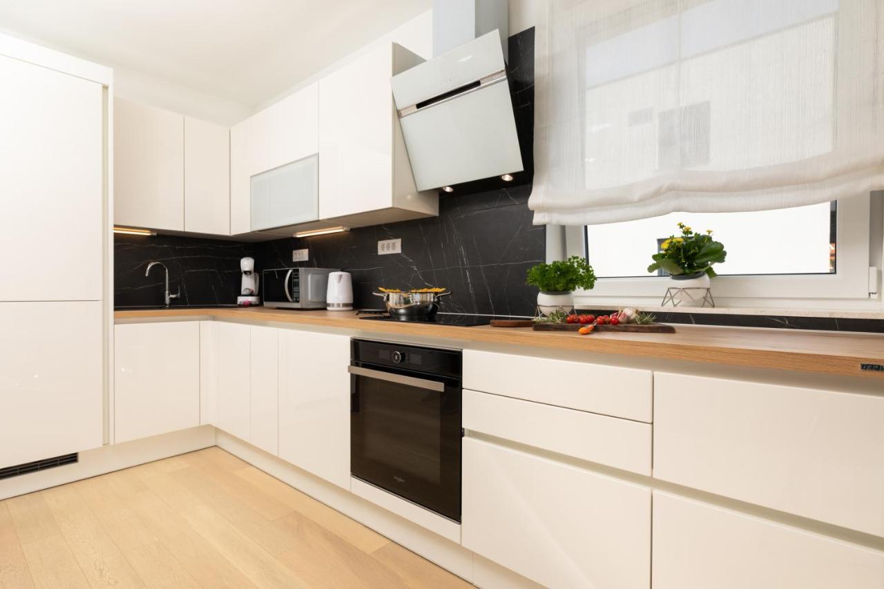 Sun Residence Krk Крк Екстер'єр фото